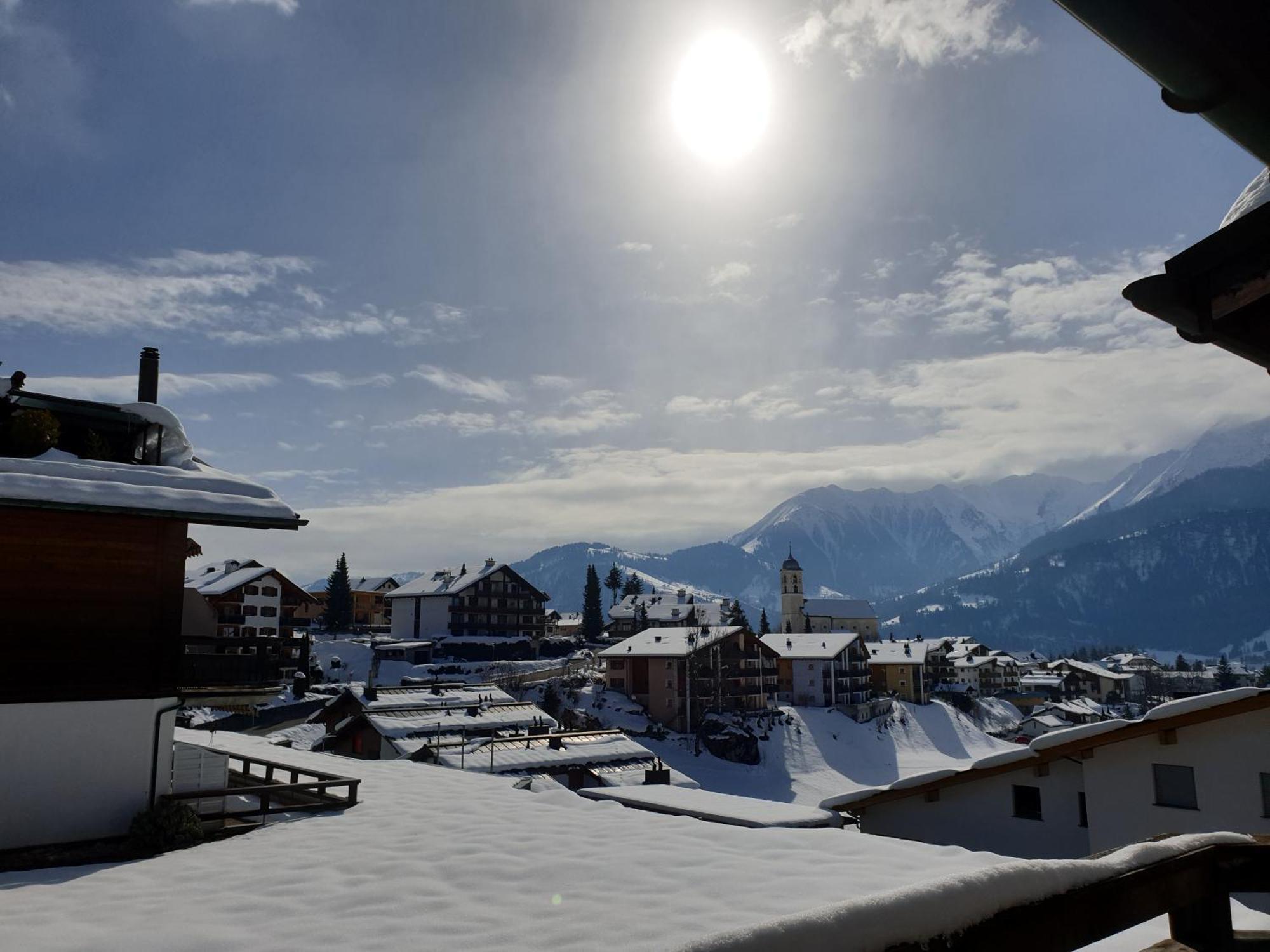 Apartment Near Laax Lake Экстерьер фото
