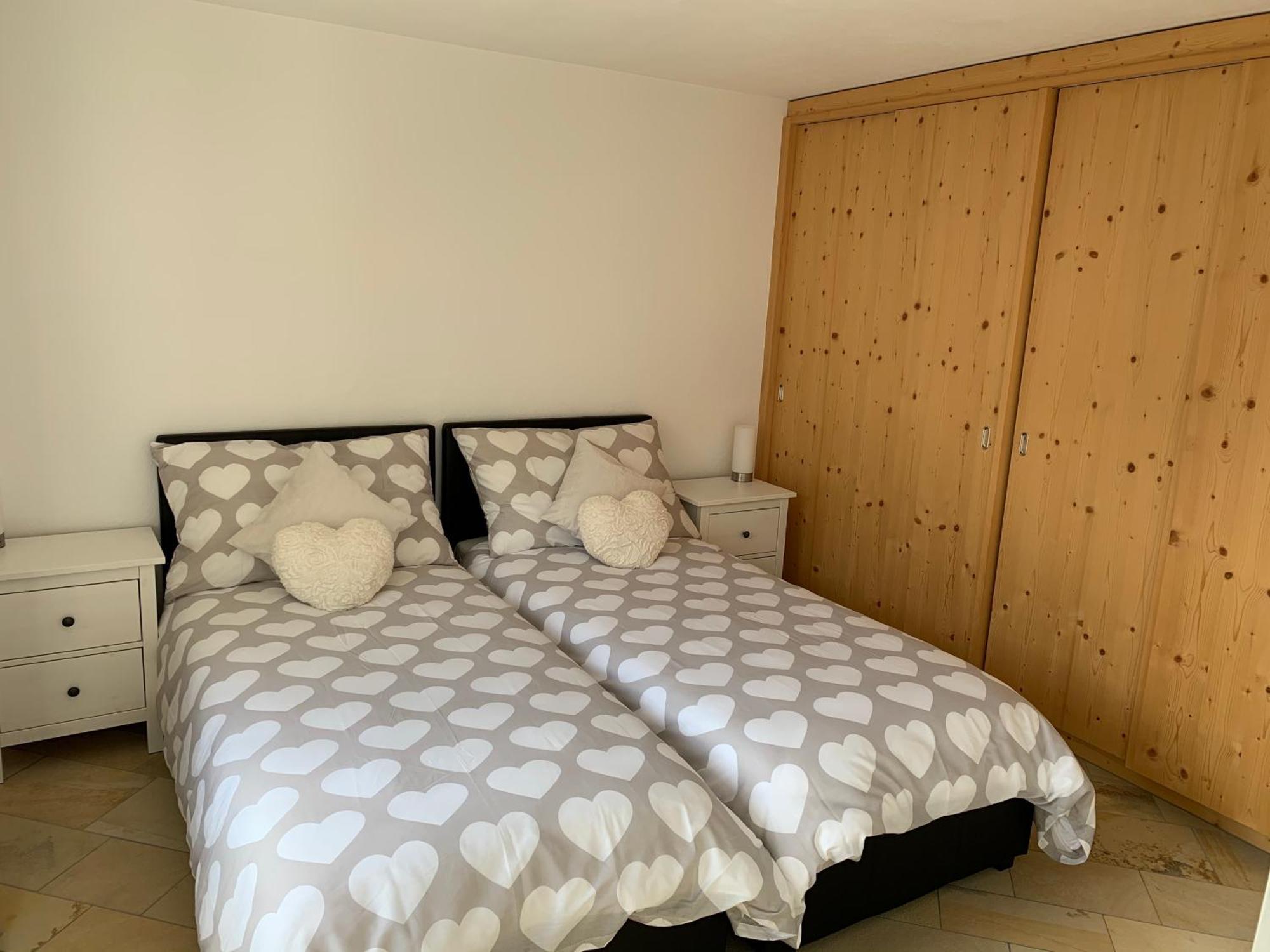 Apartment Near Laax Lake Экстерьер фото